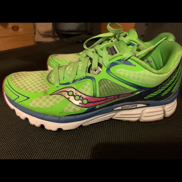 Saucony Shoes - Women’s Saucony Kinvara running sneakers